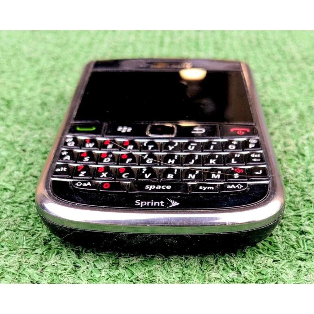 UNTESTED BlackBerry Bold 9650 Keyboard Mobile Cell Phone (Sprint) GUC